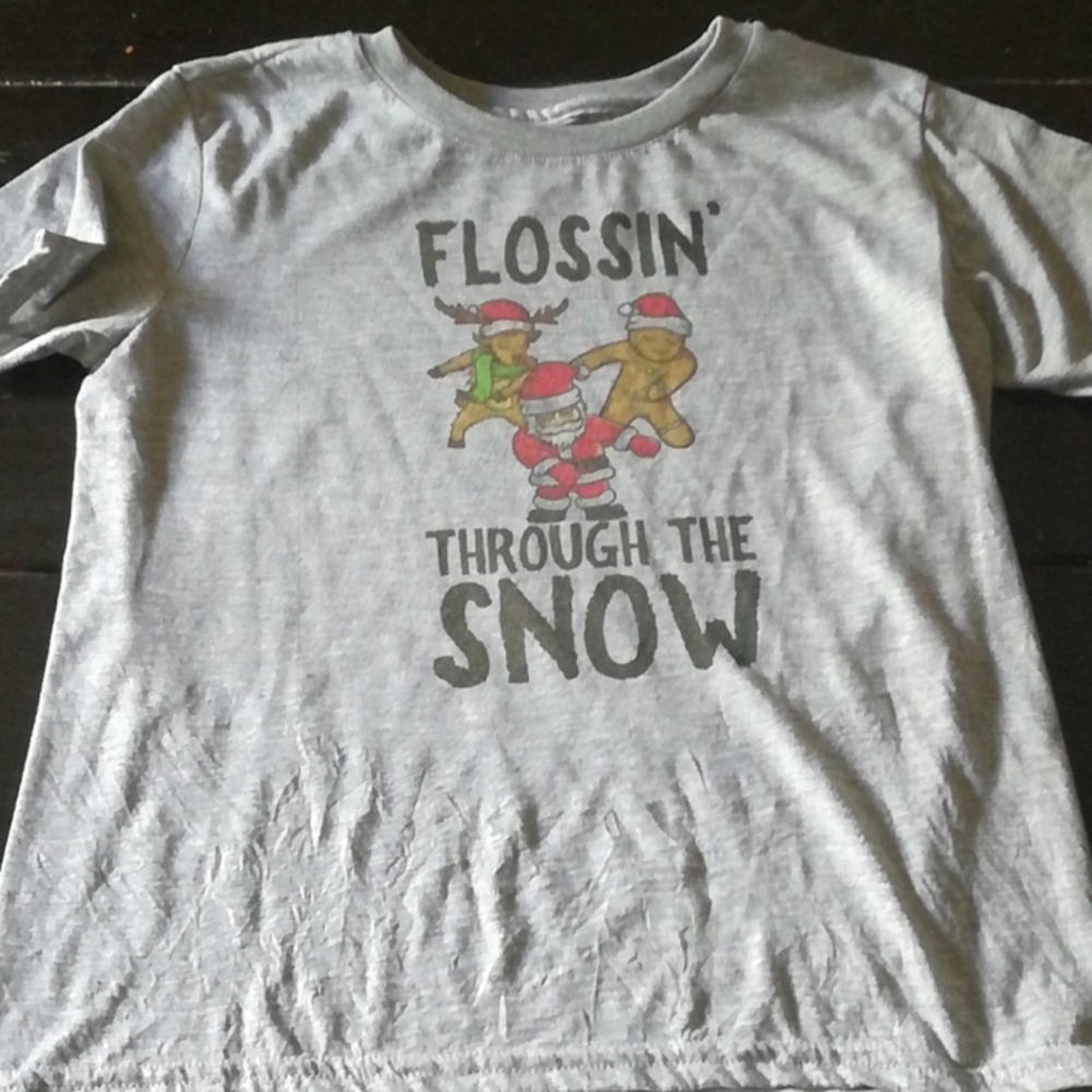 Tee shirt